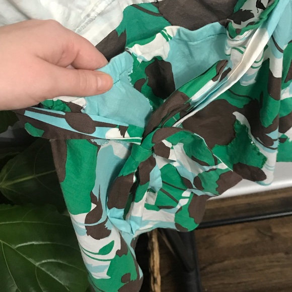 BCBG halter top - Picture 5 of 6